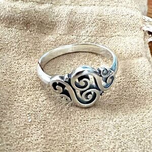 Retired James Avery Spanish Swirl Filigree Ring